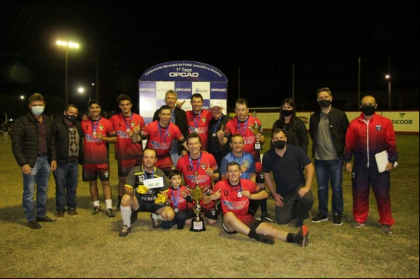 A equipe Clube União/ Idealize Materiais de Construção venceu nos pênaltis . (Foto: Assessoria)